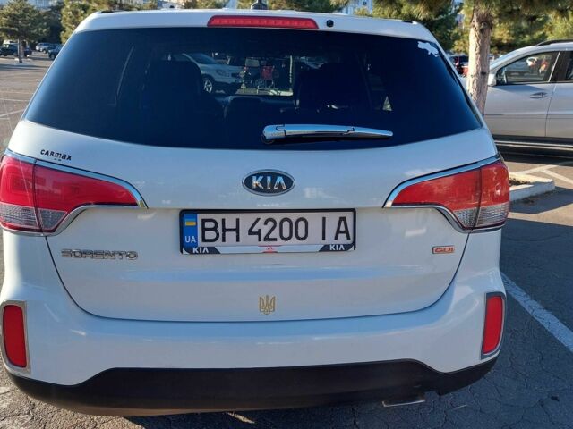 Кіа Соренто 2013 у Одесі на Automoto.ua Білий Кіа Соренто, об'ємом двигуна 2.4 л та пробігом 166 тис. км за 10300 $, фото 1 на Automoto.ua