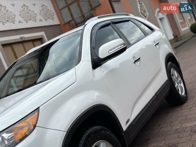 Белый Киа Соренто, объемом двигателя 2.2 л и пробегом 260 тыс. км за 9650 $, фото 6 на Automoto.ua