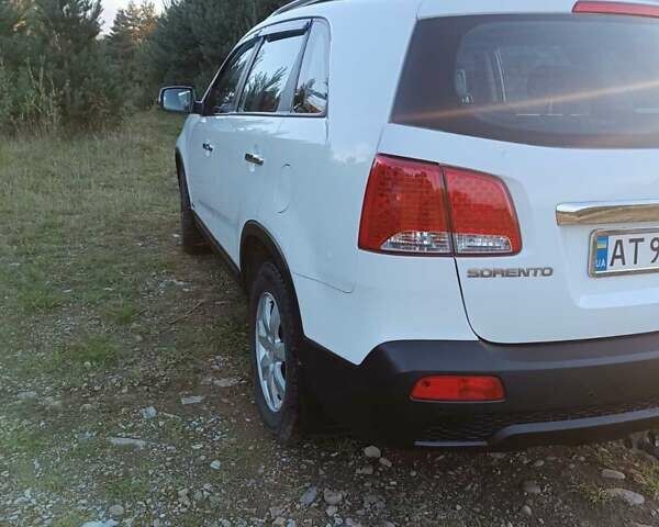 Белый Киа Соренто, объемом двигателя 2.2 л и пробегом 258 тыс. км за 10500 $, фото 17 на Automoto.ua
