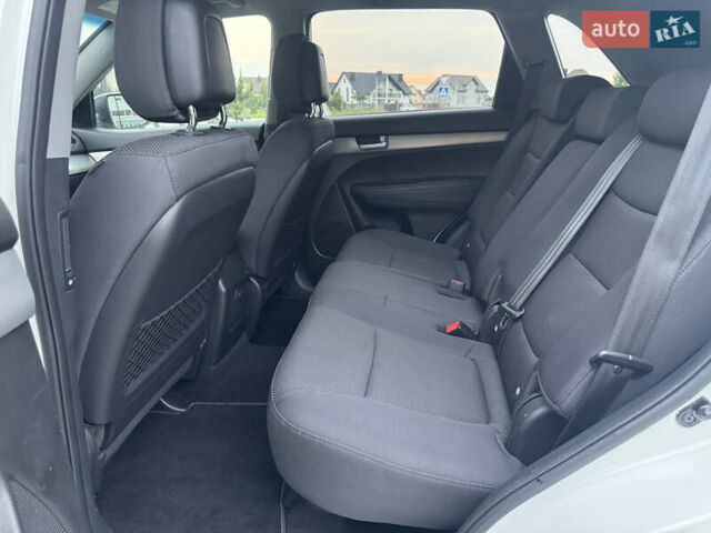 Белый Киа Соренто, объемом двигателя 2.2 л и пробегом 160 тыс. км за 11900 $, фото 25 на Automoto.ua