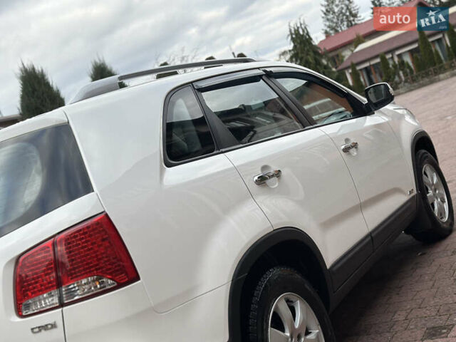 Белый Киа Соренто, объемом двигателя 2.2 л и пробегом 260 тыс. км за 9850 $, фото 17 на Automoto.ua