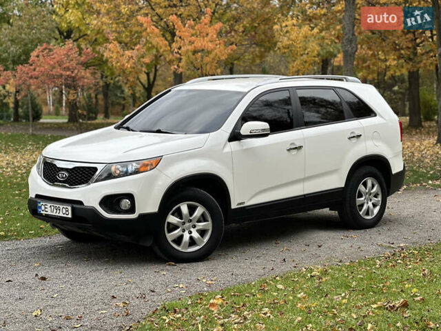Белый Киа Соренто, объемом двигателя 2.2 л и пробегом 219 тыс. км за 12250 $, фото 3 на Automoto.ua
