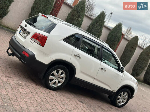 Белый Киа Соренто, объемом двигателя 2.2 л и пробегом 260 тыс. км за 9650 $, фото 15 на Automoto.ua