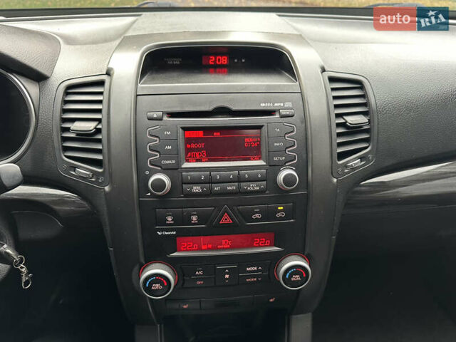 Белый Киа Соренто, объемом двигателя 2.2 л и пробегом 219 тыс. км за 12250 $, фото 23 на Automoto.ua