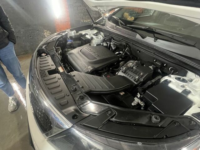 Білий Кіа Соренто, об'ємом двигуна 2.2 л та пробігом 270 тис. км за 12500 $, фото 2 на Automoto.ua