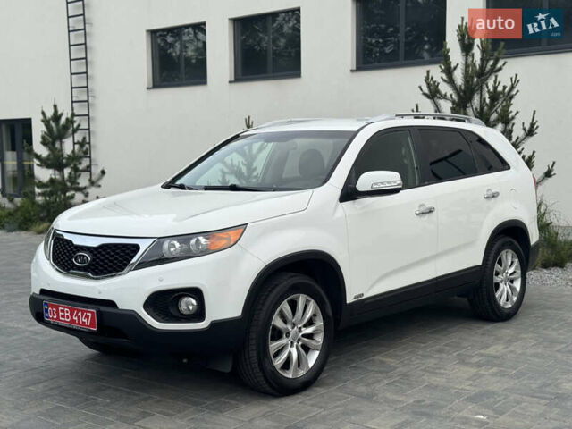 Белый Киа Соренто, объемом двигателя 2.2 л и пробегом 160 тыс. км за 11900 $, фото 1 на Automoto.ua