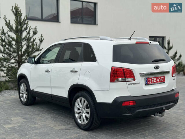 Белый Киа Соренто, объемом двигателя 2.2 л и пробегом 160 тыс. км за 11900 $, фото 14 на Automoto.ua