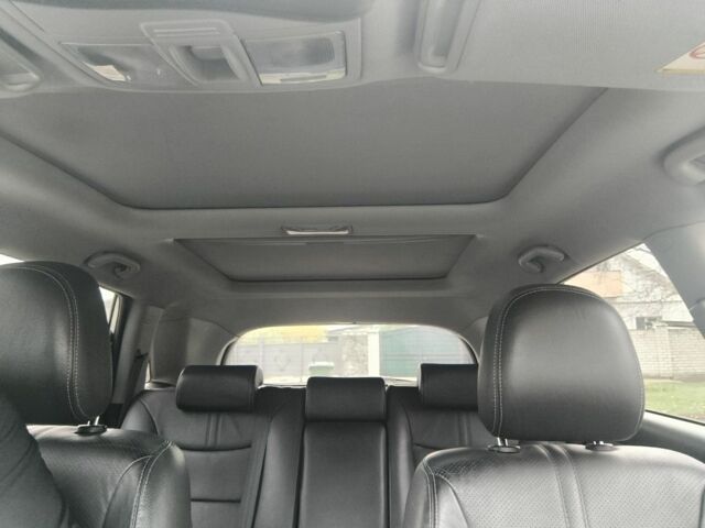 Білий Кіа Соренто, об'ємом двигуна 2.2 л та пробігом 258 тис. км за 14000 $, фото 13 на Automoto.ua