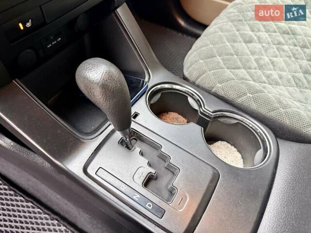 Белый Киа Соренто, объемом двигателя 2.4 л и пробегом 331 тыс. км за 9999 $, фото 36 на Automoto.ua