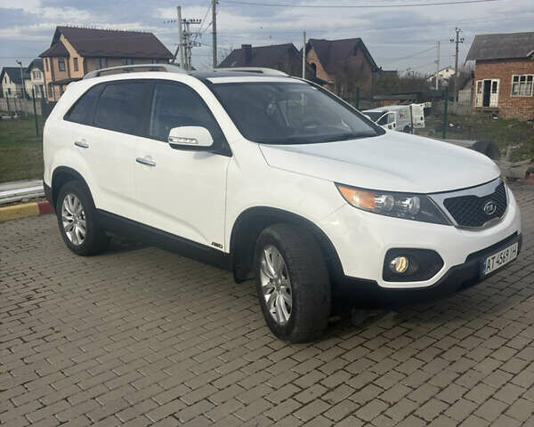 Белый Киа Соренто, объемом двигателя 2.2 л и пробегом 204 тыс. км за 12200 $, фото 2 на Automoto.ua