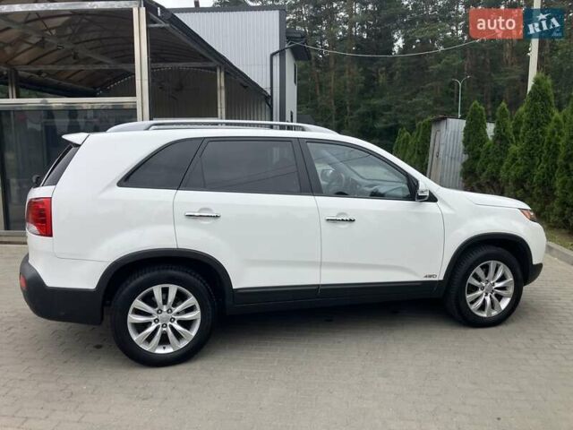 Белый Киа Соренто, объемом двигателя 2.2 л и пробегом 228 тыс. км за 12900 $, фото 12 на Automoto.ua