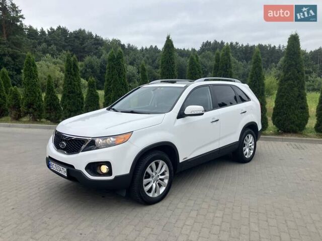 Белый Киа Соренто, объемом двигателя 2.2 л и пробегом 228 тыс. км за 12900 $, фото 2 на Automoto.ua