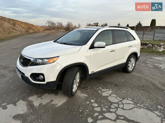 Белый Киа Соренто, объемом двигателя 2.2 л и пробегом 230 тыс. км за 12300 $, фото 4 на Automoto.ua