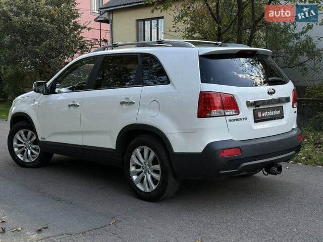 Белый Киа Соренто, объемом двигателя 2.2 л и пробегом 197 тыс. км за 13200 $, фото 24 на Automoto.ua