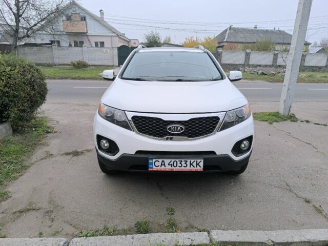 Білий Кіа Соренто, об'ємом двигуна 2.2 л та пробігом 258 тис. км за 14000 $, фото 4 на Automoto.ua