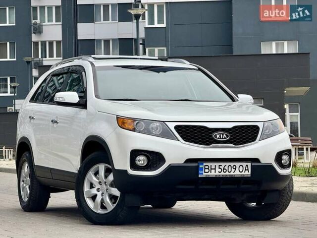 Белый Киа Соренто, объемом двигателя 2.4 л и пробегом 331 тыс. км за 9999 $, фото 21 на Automoto.ua
