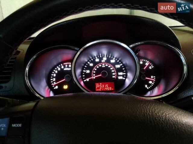 Білий Кіа Соренто, об'ємом двигуна 2.36 л та пробігом 338 тис. км за 9350 $, фото 20 на Automoto.ua