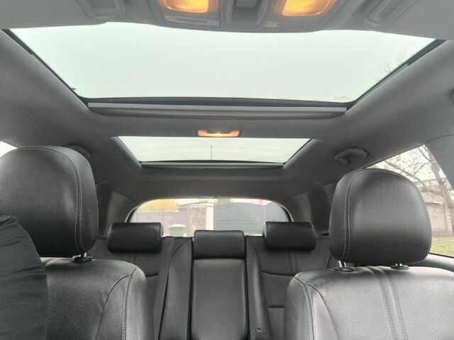 Білий Кіа Соренто, об'ємом двигуна 2.2 л та пробігом 258 тис. км за 14000 $, фото 12 на Automoto.ua