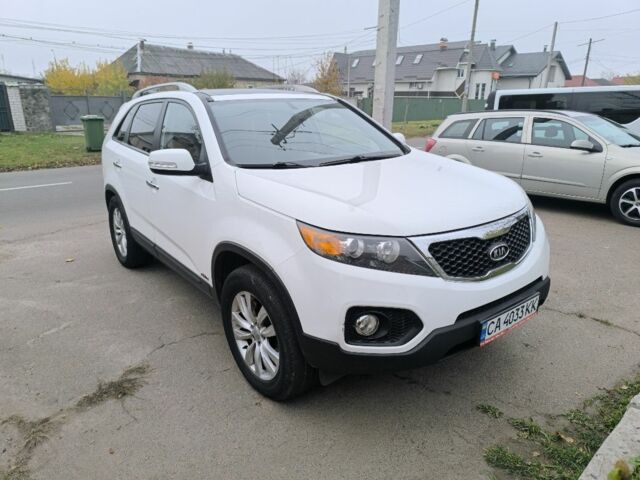 Білий Кіа Соренто, об'ємом двигуна 2.2 л та пробігом 258 тис. км за 14000 $, фото 1 на Automoto.ua