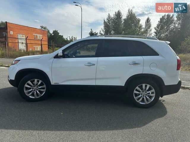 Білий Кіа Соренто, об'ємом двигуна 2.36 л та пробігом 162 тис. км за 15000 $, фото 4 на Automoto.ua