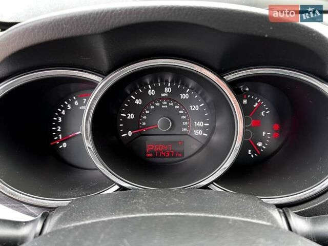 Белый Киа Соренто, объемом двигателя 2.4 л и пробегом 300 тыс. км за 10300 $, фото 17 на Automoto.ua