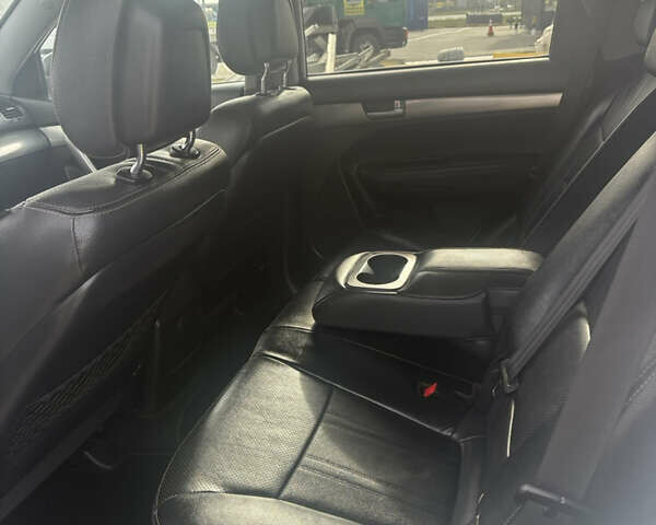 Белый Киа Соренто, объемом двигателя 2.2 л и пробегом 204 тыс. км за 12200 $, фото 8 на Automoto.ua