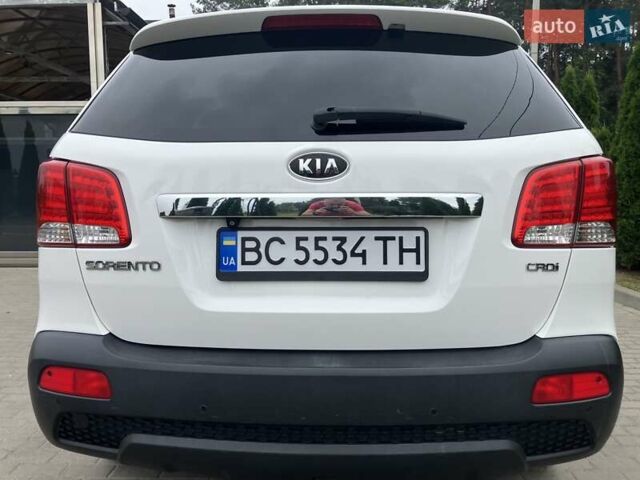 Белый Киа Соренто, объемом двигателя 2.2 л и пробегом 228 тыс. км за 12900 $, фото 9 на Automoto.ua