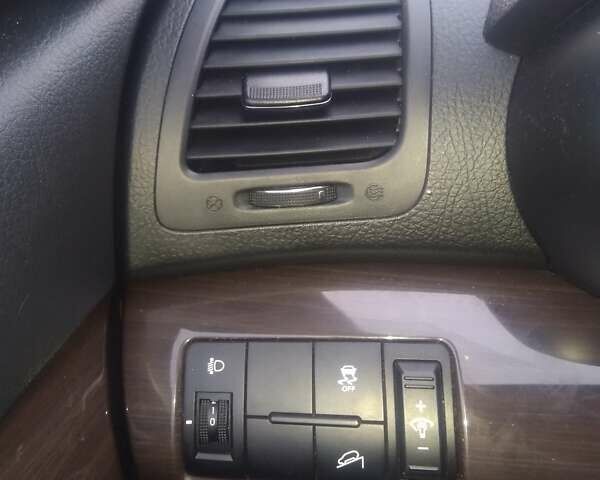 Белый Киа Соренто, объемом двигателя 2 л и пробегом 271 тыс. км за 12000 $, фото 10 на Automoto.ua