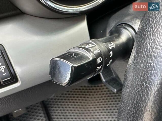 Киа Соренто 2011 в Одессе на Automoto.ua Белый Киа Соренто, объемом двигателя 2.2 л и пробегом 242 тыс. км за 14490 $, фото 14 на Automoto.ua