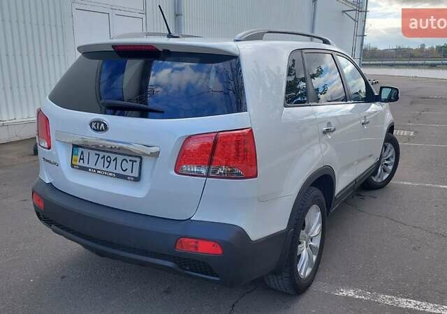 Белый Киа Соренто, объемом двигателя 2.4 л и пробегом 179 тыс. км за 12900 $, фото 10 на Automoto.ua