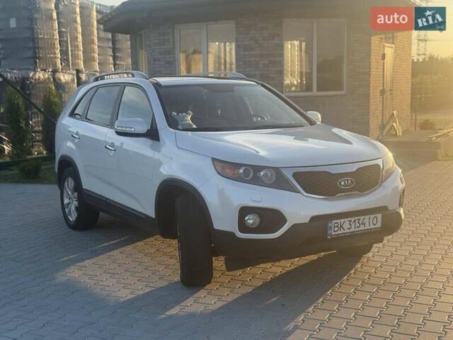 Белый Киа Соренто, объемом двигателя 2.2 л и пробегом 310 тыс. км за 12200 $, фото 11 на Automoto.ua