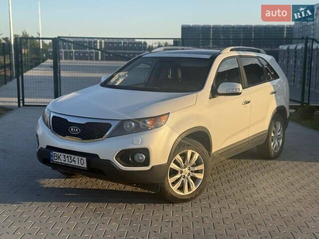 Белый Киа Соренто, объемом двигателя 2.2 л и пробегом 310 тыс. км за 12200 $, фото 3 на Automoto.ua