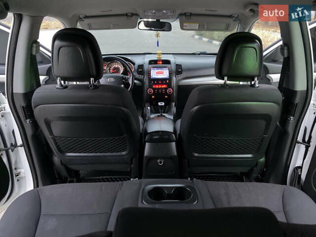 Белый Киа Соренто, объемом двигателя 2.2 л и пробегом 240 тыс. км за 10777 $, фото 35 на Automoto.ua