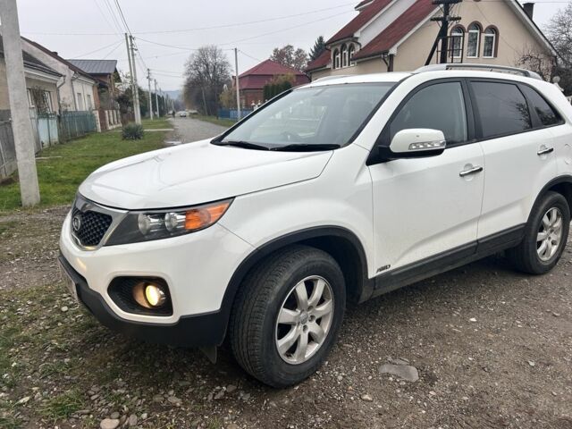 Белый Киа Соренто, объемом двигателя 2.2 л и пробегом 110 тыс. км за 4800 $, фото 1 на Automoto.ua