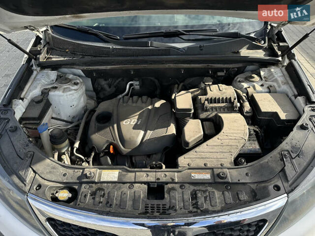 Белый Киа Соренто, объемом двигателя 2.4 л и пробегом 215 тыс. км за 11400 $, фото 17 на Automoto.ua