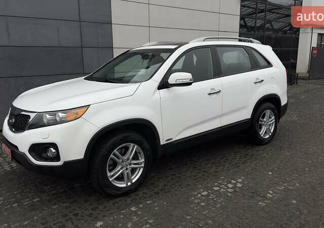 Білий Кіа Соренто, об'ємом двигуна 2.2 л та пробігом 225 тис. км за 14900 $, фото 1 на Automoto.ua