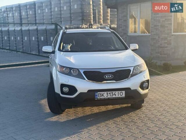 Белый Киа Соренто, объемом двигателя 2.2 л и пробегом 310 тыс. км за 12200 $, фото 7 на Automoto.ua