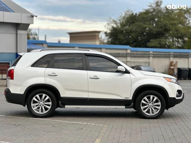 Белый Киа Соренто, объемом двигателя 2.2 л и пробегом 242 тыс. км за 14490 $, фото 3 на Automoto.ua