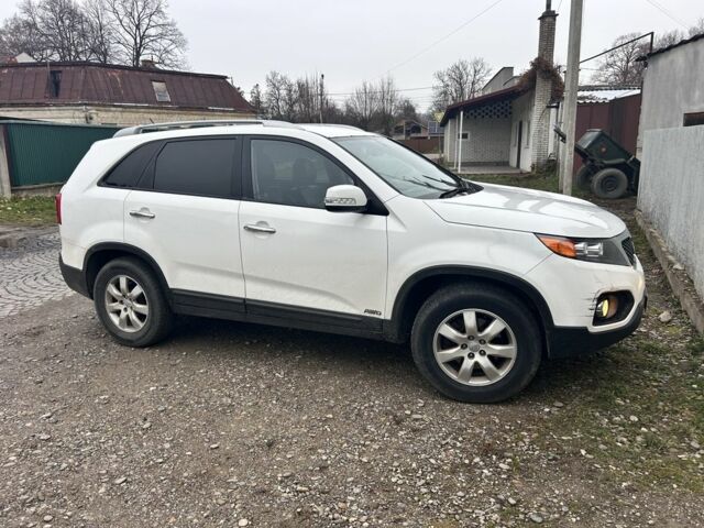 Белый Киа Соренто, объемом двигателя 2.2 л и пробегом 110 тыс. км за 4800 $, фото 3 на Automoto.ua