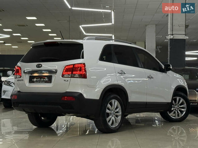 Белый Киа Соренто, объемом двигателя 2.2 л и пробегом 178 тыс. км за 14999 $, фото 4 на Automoto.ua