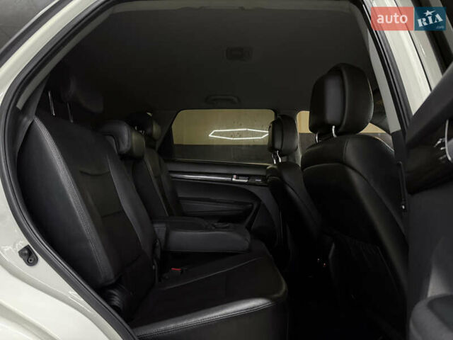 Белый Киа Соренто, объемом двигателя 2.2 л и пробегом 178 тыс. км за 14999 $, фото 11 на Automoto.ua