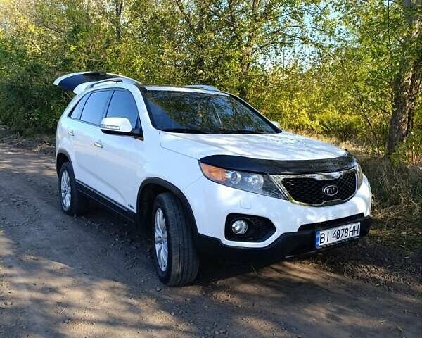 Білий Кіа Соренто, об'ємом двигуна 2.2 л та пробігом 243 тис. км за 12700 $, фото 9 на Automoto.ua