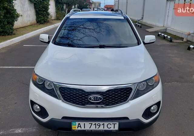 Белый Киа Соренто, объемом двигателя 2.4 л и пробегом 179 тыс. км за 12900 $, фото 6 на Automoto.ua