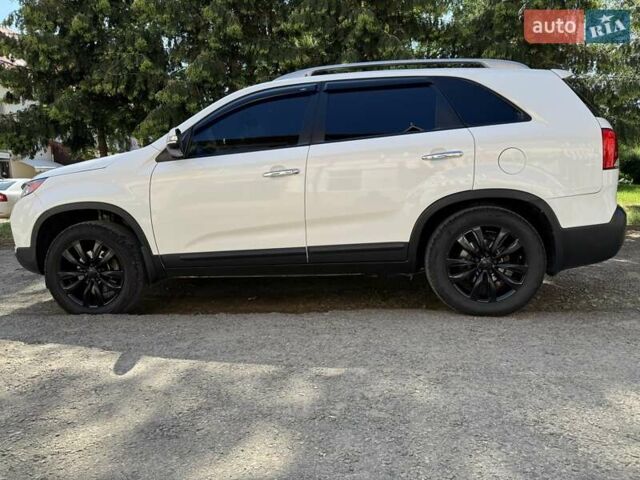 Белый Киа Соренто, объемом двигателя 2.2 л и пробегом 203 тыс. км за 13499 $, фото 3 на Automoto.ua