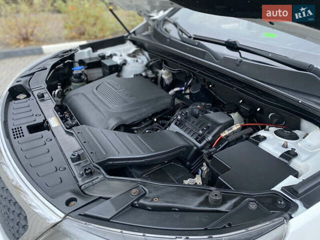 Белый Киа Соренто, объемом двигателя 2.2 л и пробегом 240 тыс. км за 10777 $, фото 32 на Automoto.ua