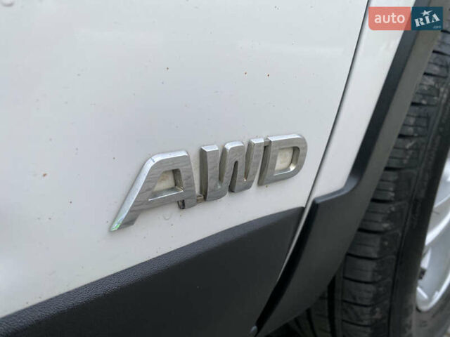 Белый Киа Соренто, объемом двигателя 2.2 л и пробегом 240 тыс. км за 10777 $, фото 41 на Automoto.ua