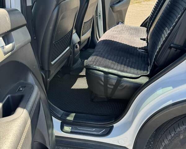 Белый Киа Соренто, объемом двигателя 2.2 л и пробегом 221 тыс. км за 13500 $, фото 15 на Automoto.ua
