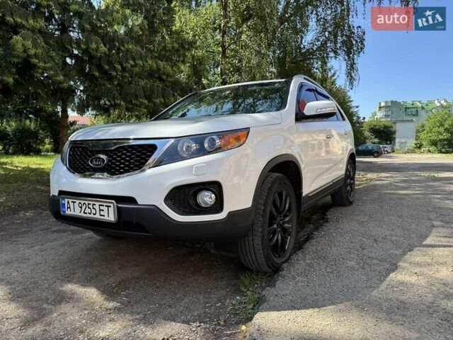 Белый Киа Соренто, объемом двигателя 2.2 л и пробегом 203 тыс. км за 13499 $, фото 1 на Automoto.ua