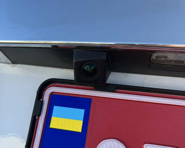 Білий Кіа Соренто, об'ємом двигуна 2.2 л та пробігом 229 тис. км за 14550 $, фото 78 на Automoto.ua