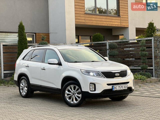Білий Кіа Соренто, об'ємом двигуна 2 л та пробігом 236 тис. км за 13500 $, фото 7 на Automoto.ua